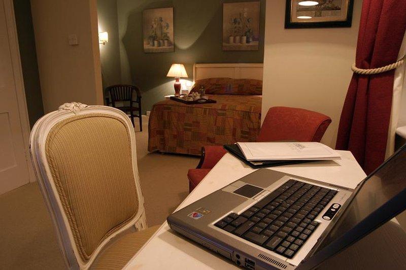 Hurtwood Hotel Peaslake Bilik gambar